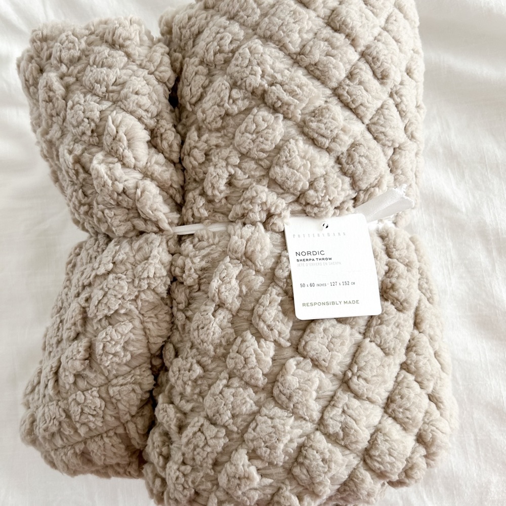 Pottery Barn Nordic Sherpa Throw NEW!